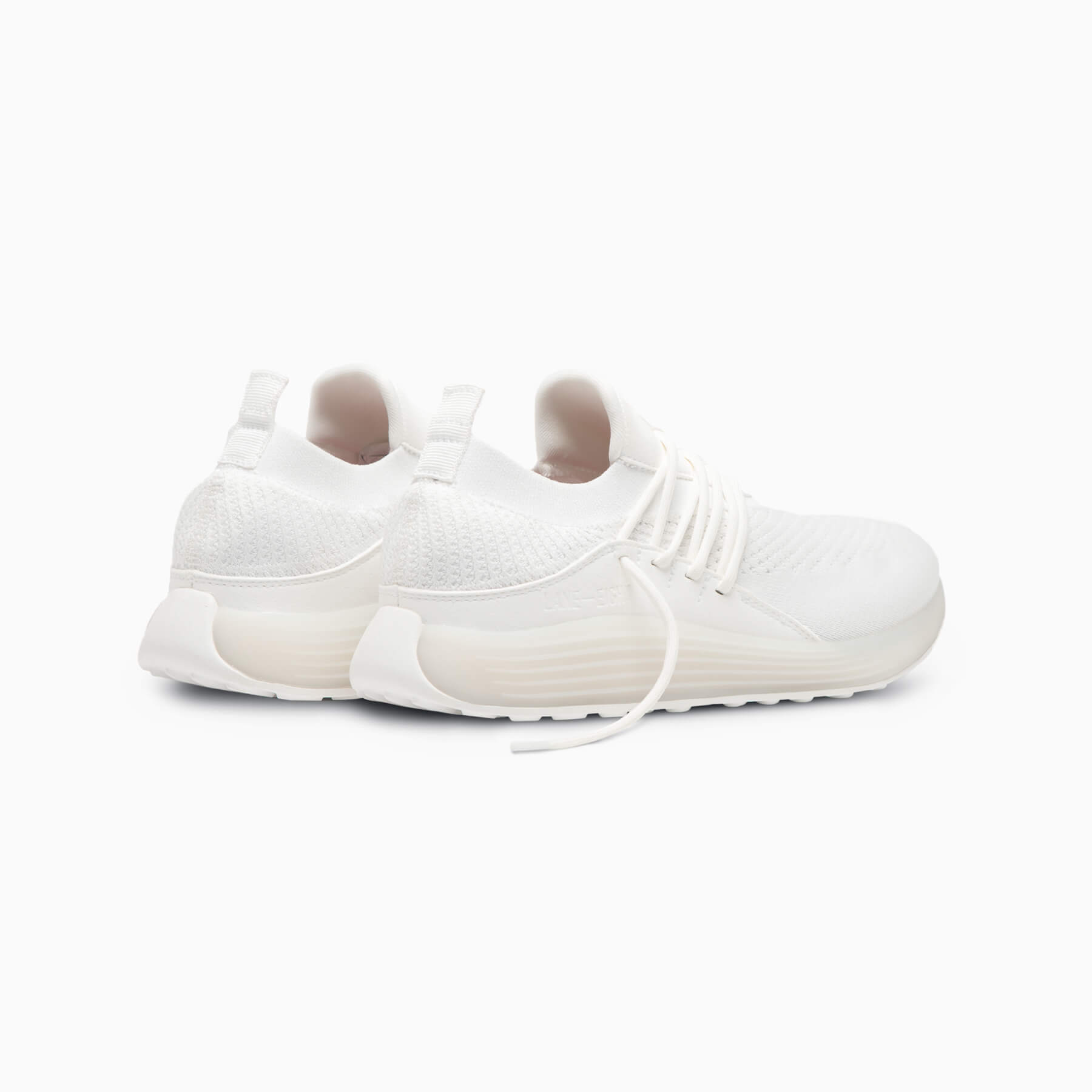 LANEEIGHT-TRAINER-AD-1-CloudWhite-Back