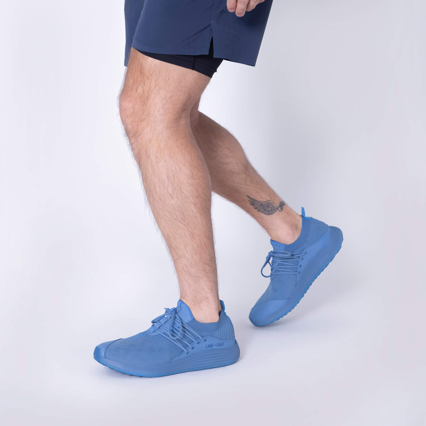 LANEEIGHT-TRAINER-AD-1-MarinaBlue-MensOnFoot